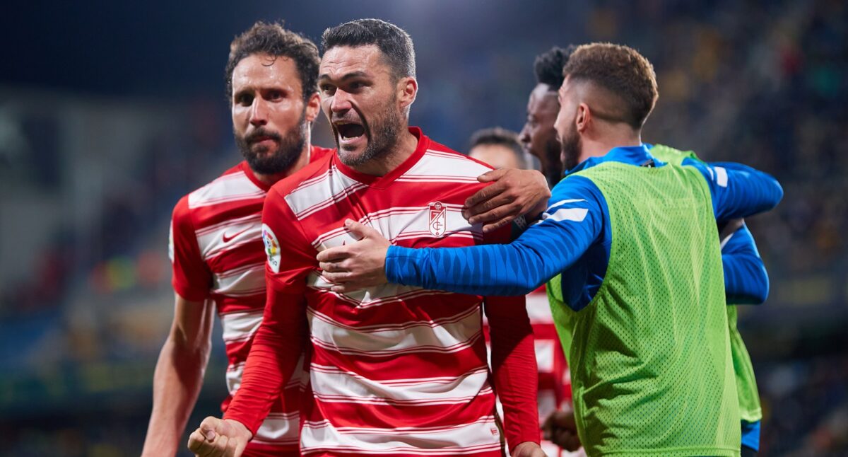 ทีเด็ดบอลวันนี้ฟันธง1คู่ พนันอนไลน์ เลือกเล่นแบบง่าย ๆ